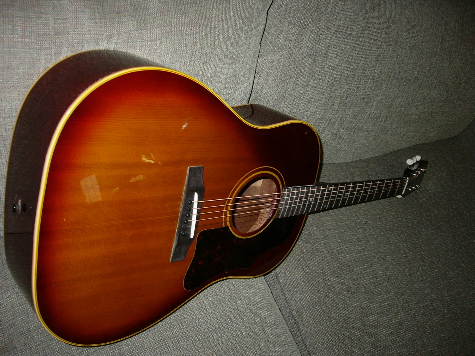 Gibson j45 style1963【ジャンク品　要修理】 Gibson j45 style1963【ジャンク品 要修理】